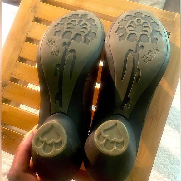 FLY London (Euro 38, US 7.5) Retro Women's Brown & Pink Cone Heel Leather Pumps - Picture 10 of 12